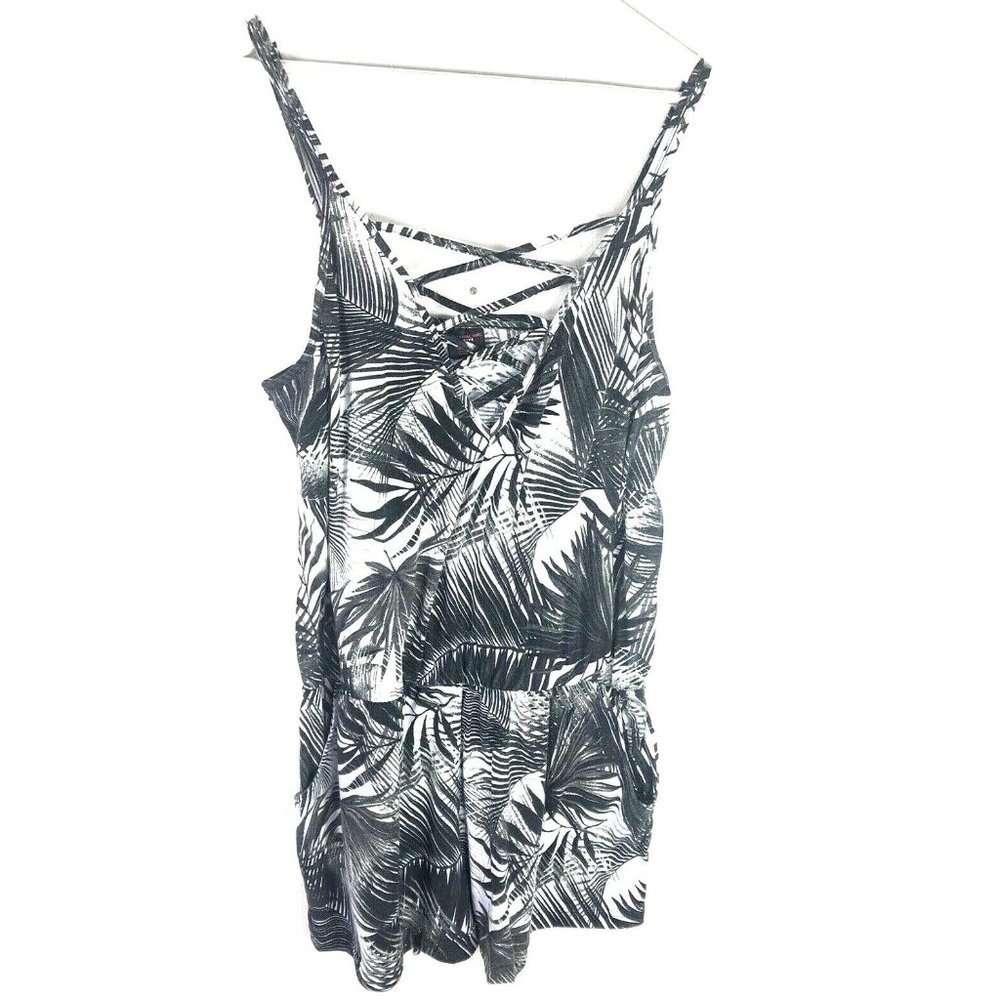Material Girl Active Juniors Criss-Cross Front Romper Size XL